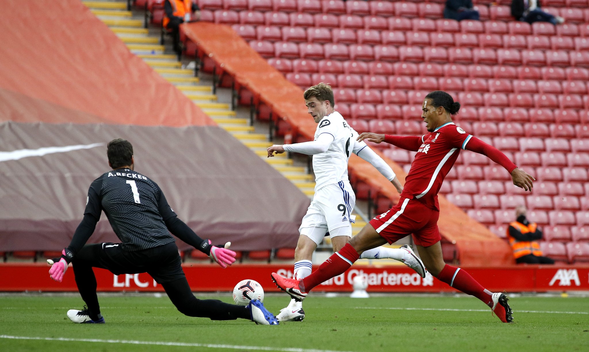 与他同年代 与他同年代