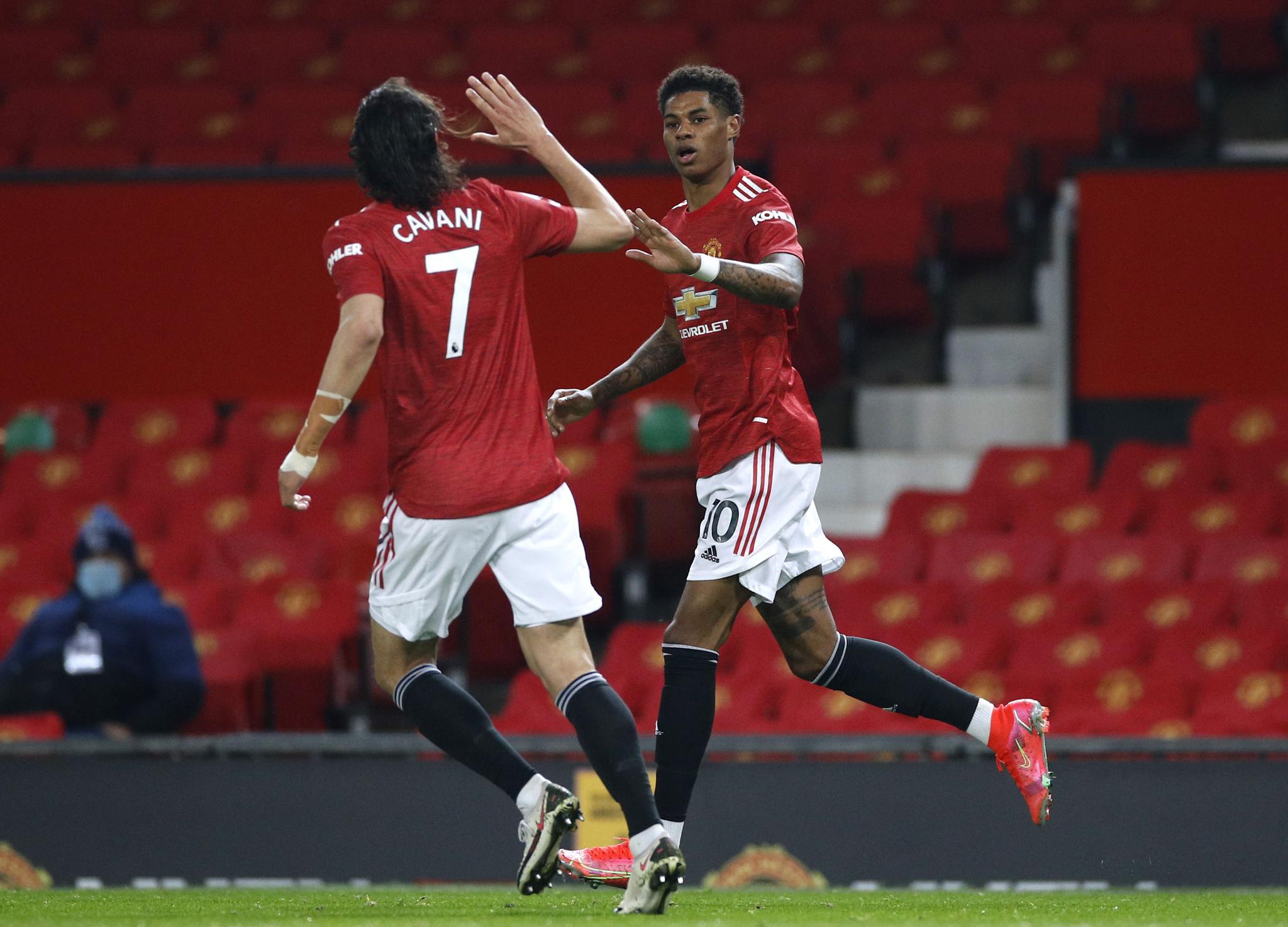 财务限制的 财务限制的